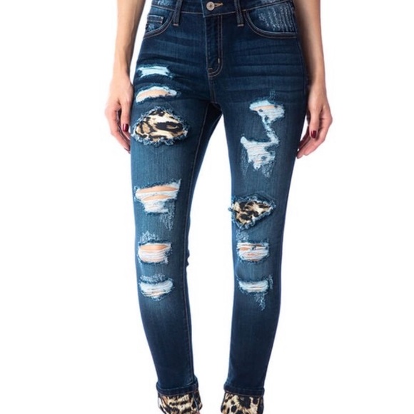 KanCan Leopard/Cheetah Patch Skinny Jeans - Picture 1 of 5